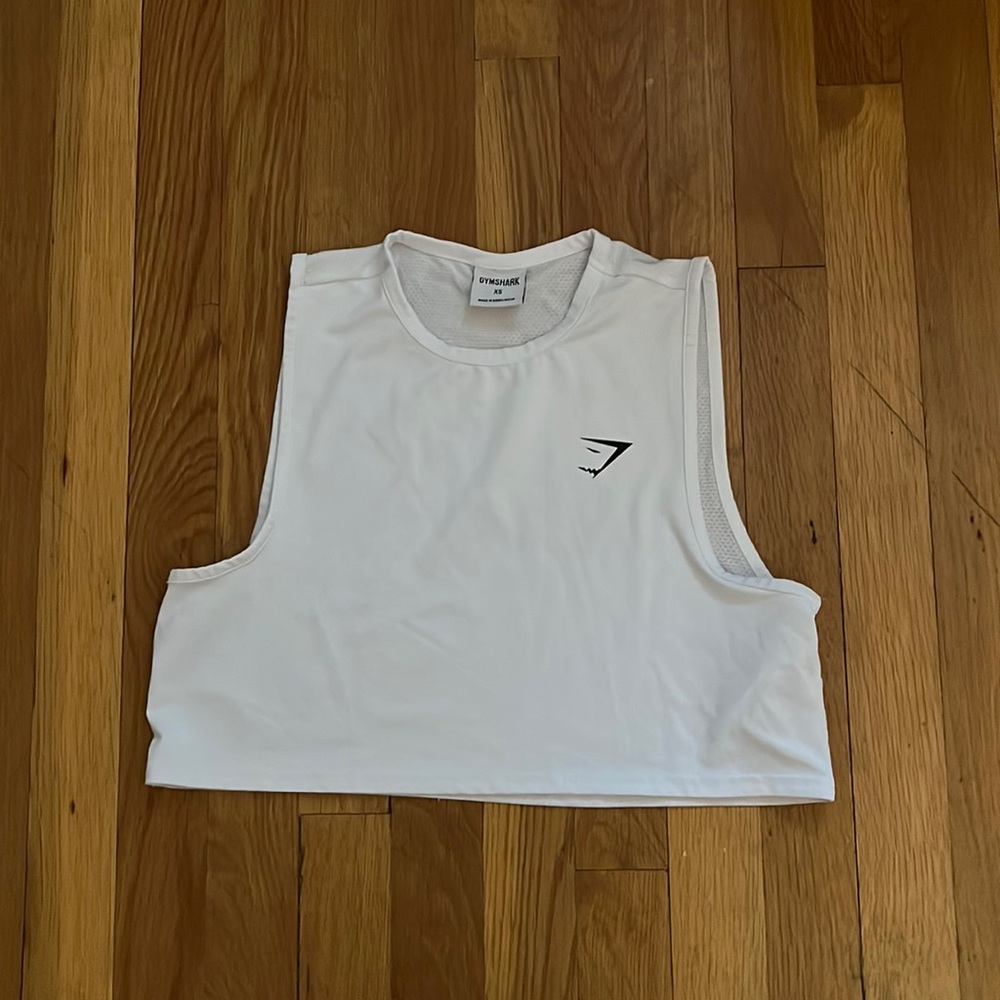 gymshark cropped tank